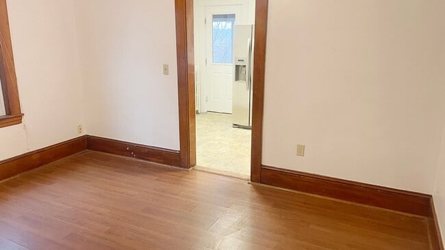 Building Photo - 73-75 Wallingford Ave