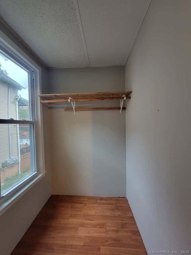 Building Photo - 161 Reservoir Ave