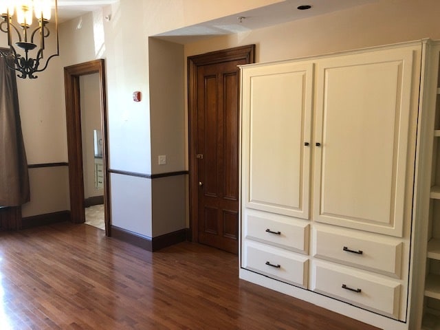 Building Photo - 249 Islington St