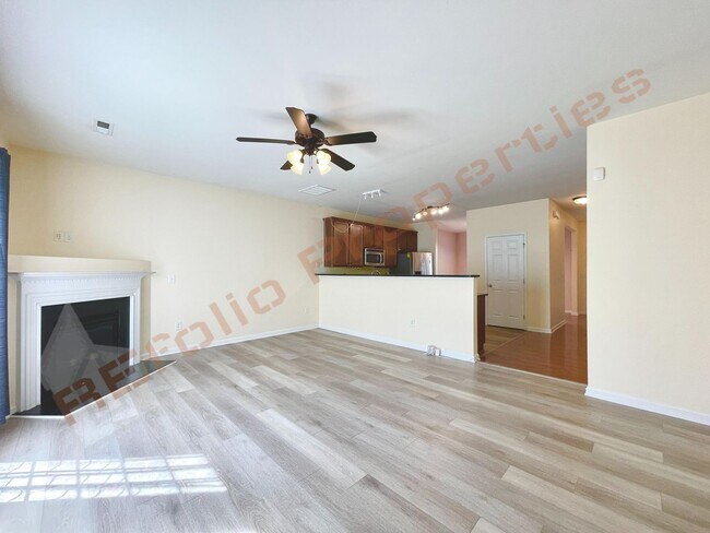 Building Photo - 1304 Cozart St