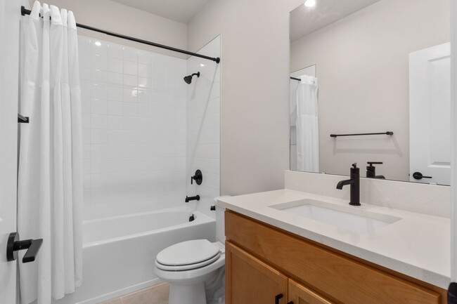 Building Photo - 6504 Barnstorm Wy
