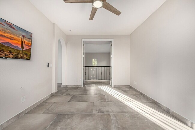 Building Photo - 5211 N 193rd Ave