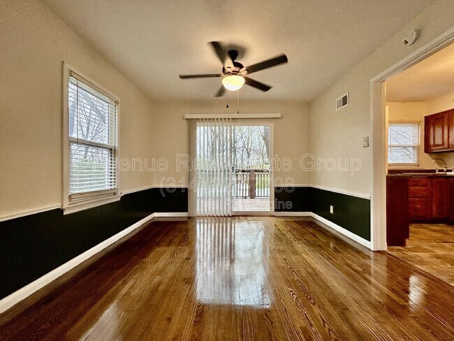Building Photo - 7105 Circleview Dr