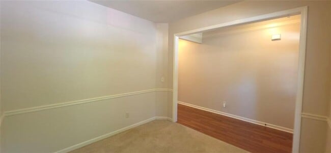 Building Photo - 237 Ascott Ln