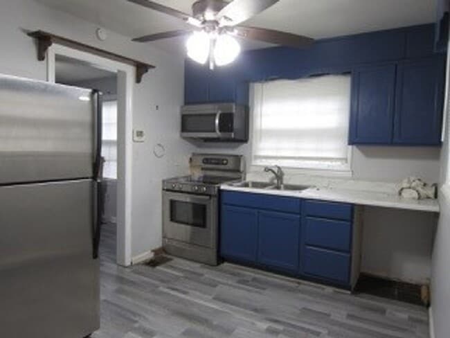 Building Photo - Charming 2BR House in Atlanta