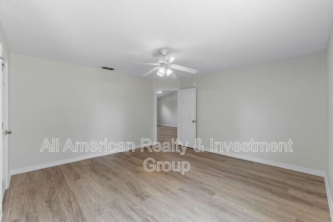 Building Photo - 147 Cabana Way