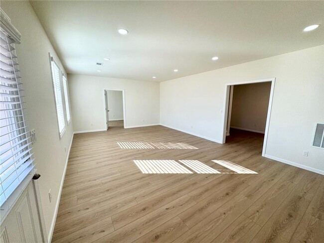 Building Photo - 7252 Millbrae Walk