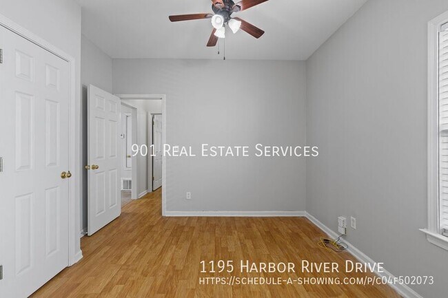 Building Photo - 1195 Harbor River Dr