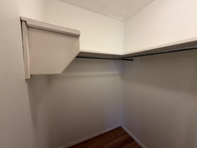 Building Photo - 3730 86th Dr