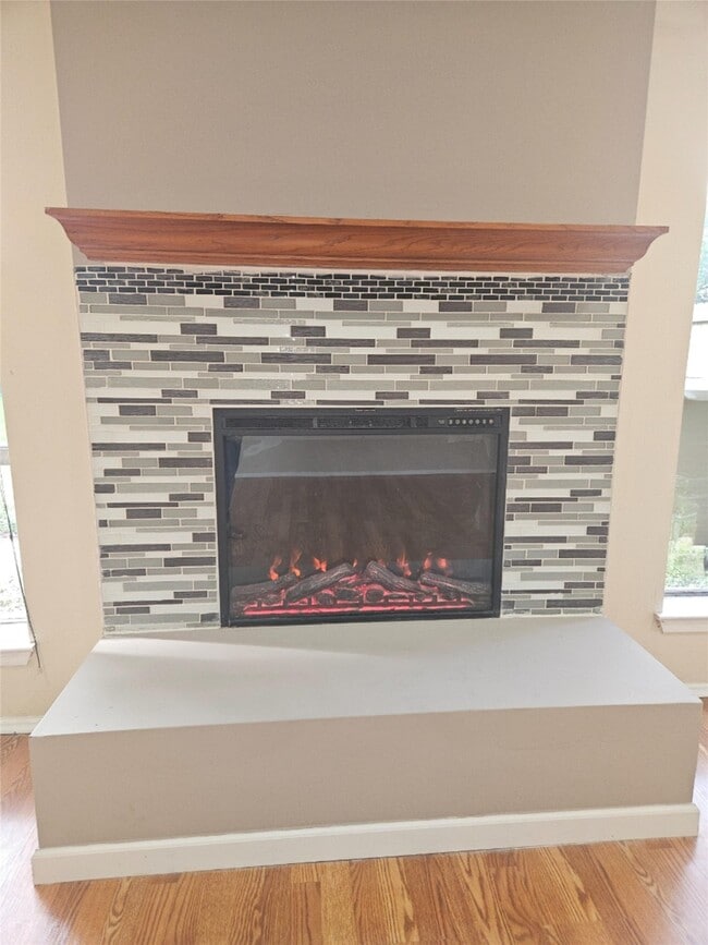 Building Photo - 8622 Quail Burg Ln