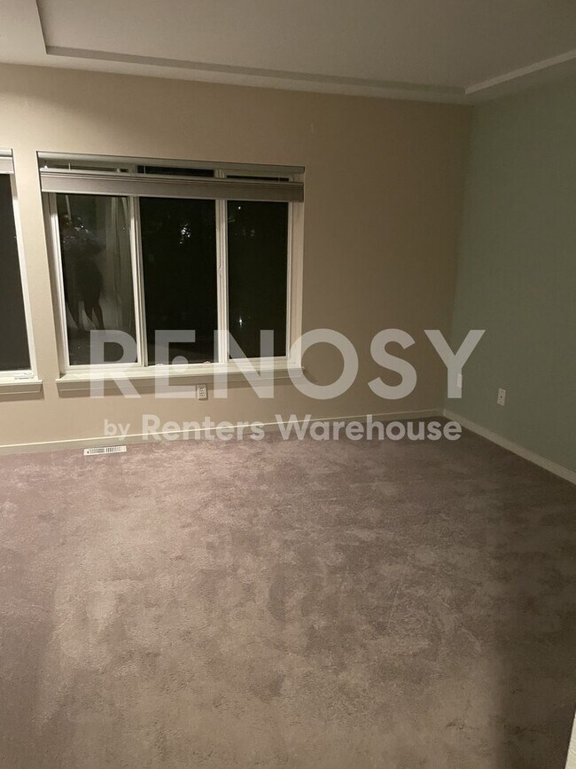 Building Photo - 15605 NE 91st Way