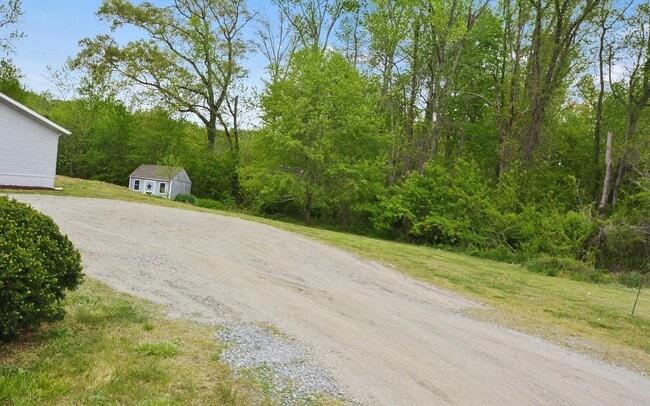 Building Photo - 7254 Lipscomb Rd