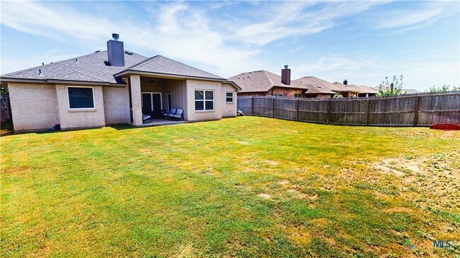 Building Photo - 408 Holstein Dr
