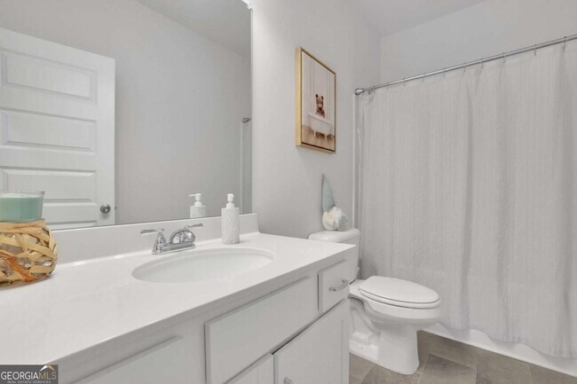 Building Photo - 803 Dundee Wy