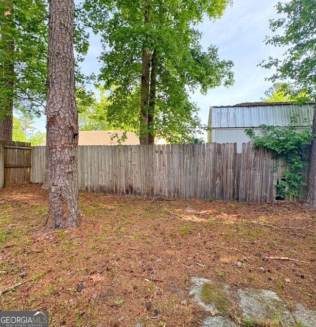 Building Photo - 108 Crestwood Ct
