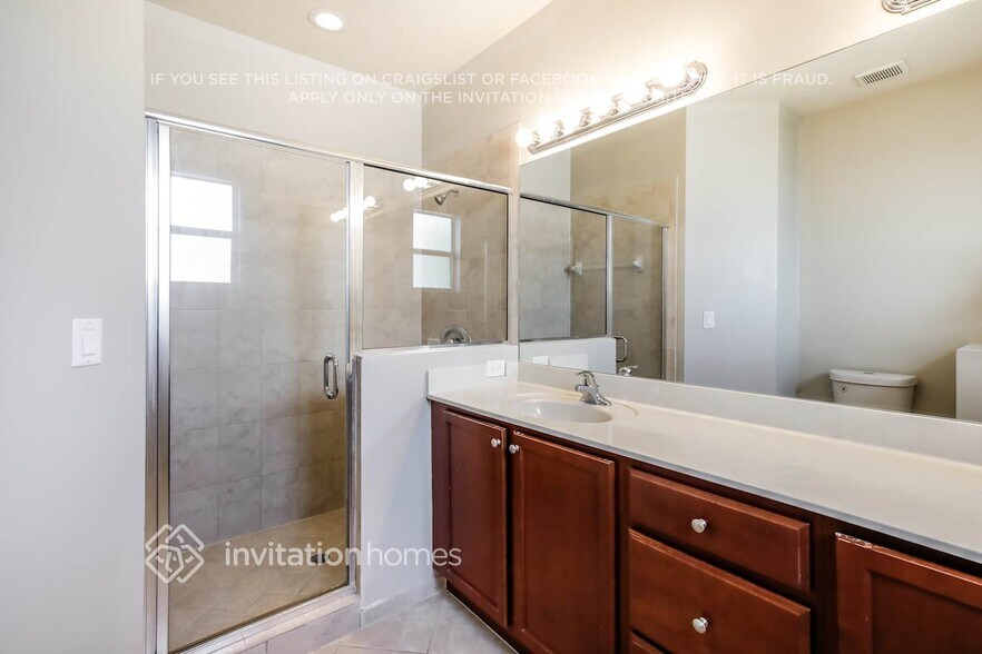 Building Photo - 2547 SW 147 Path