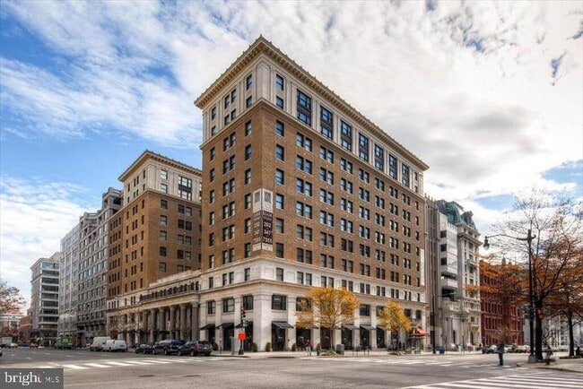 Building Photo - 733 15th St NW