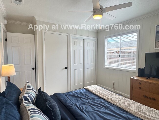 Building Photo - Super Cute Furnished Beach Cottage!