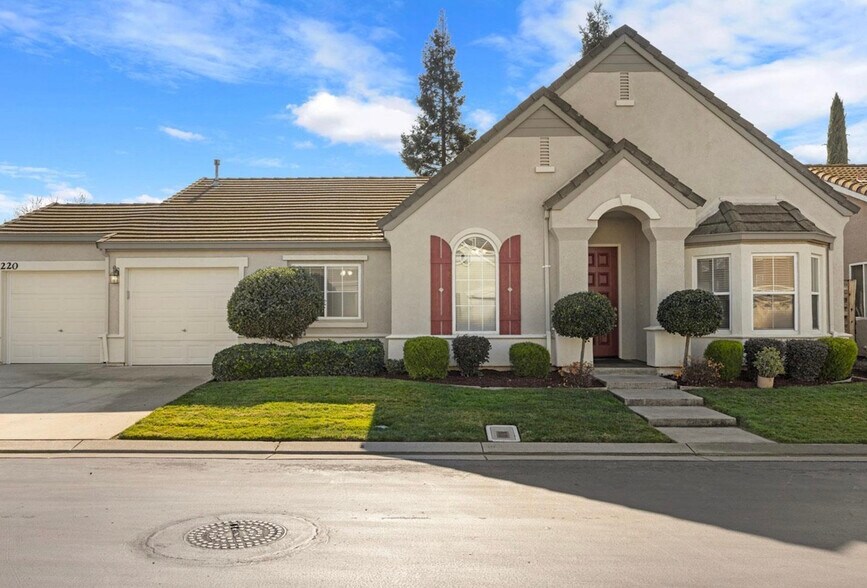 Primary Photo - 3220 Humberton Pl
