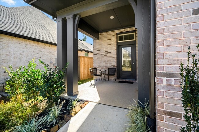 Building Photo - 7474 Cattail Fls Ln