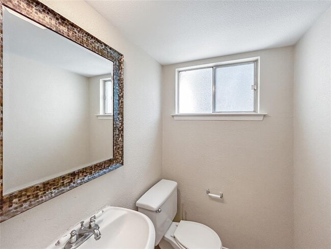 Building Photo - 12107 Tanglebriar Trail