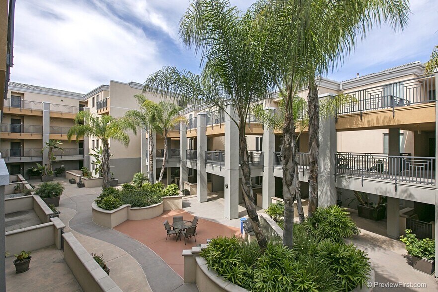 Building Photo - 3887 Pell Pl