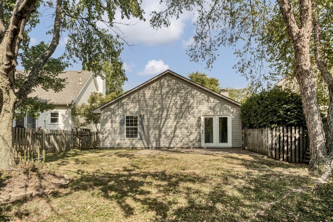 Building Photo - 1201 Red Stone Dr