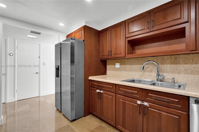 Building Photo - 9823 SW 93rd Terrace