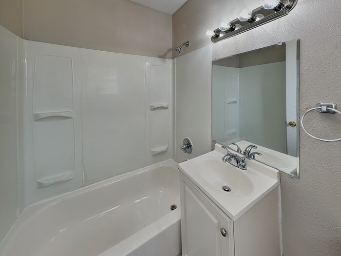 Building Photo - 3758 Denton Hwy