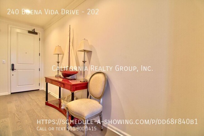 Building Photo - 240 Buena Vida Dr