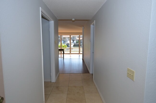 Building Photo - 2Bd/2Ba Coronado Cays on the channel, Boat...