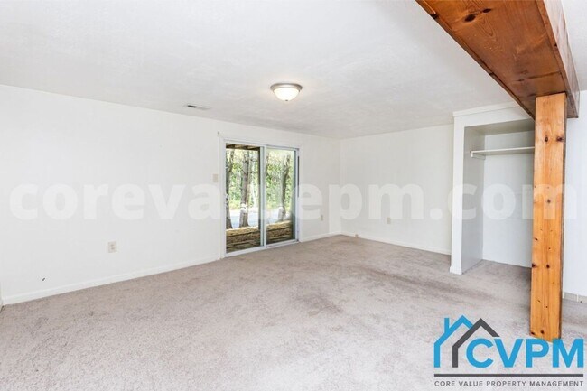 Building Photo - 1406 Point O Woods Ct