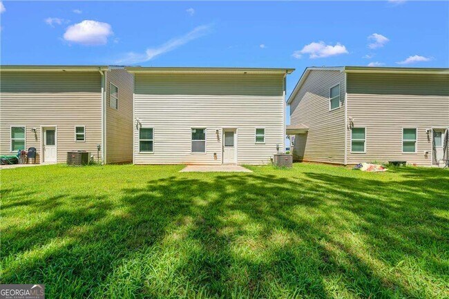 Building Photo - 631 Carlton Pointe Dr