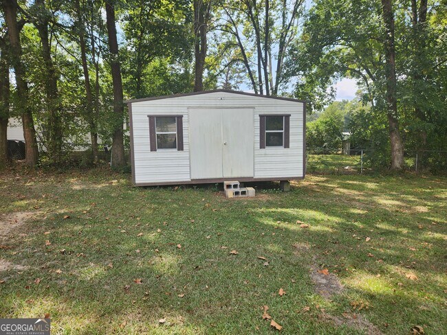 Building Photo - 8121 Maudie Ln