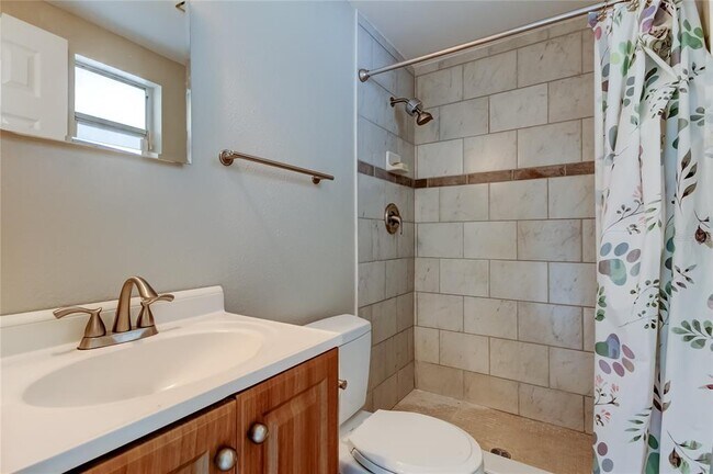 Building Photo - 7244 Amber Dr