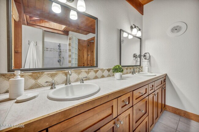 Building Photo - 54 Bennington Ct