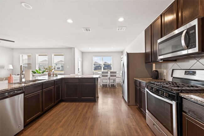 Building Photo - 3815 W Alessano Ln