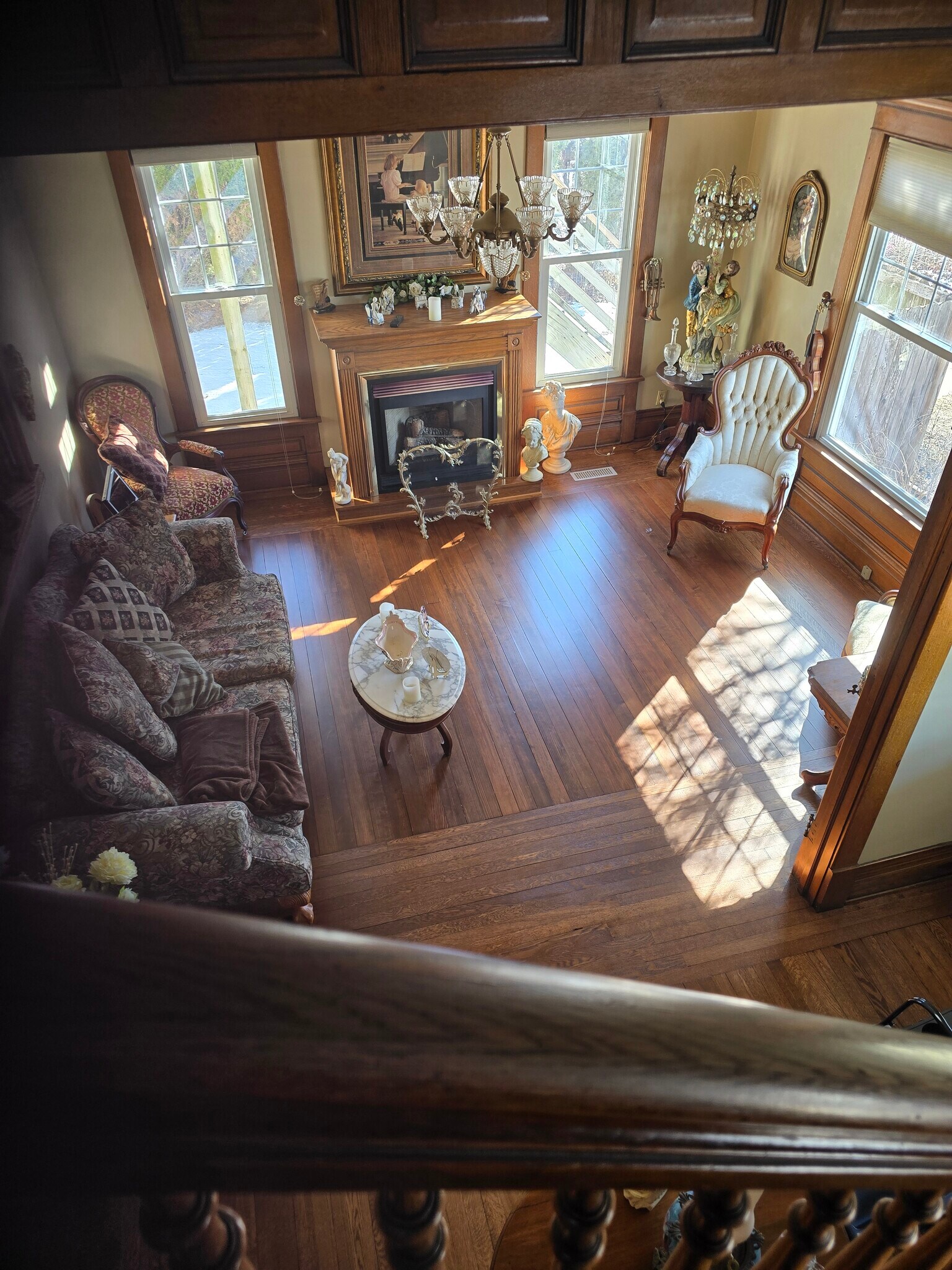 Formal living room - 408 E Boone St