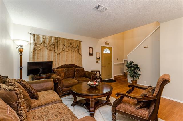 Building Photo - 1308 Dundee Dr