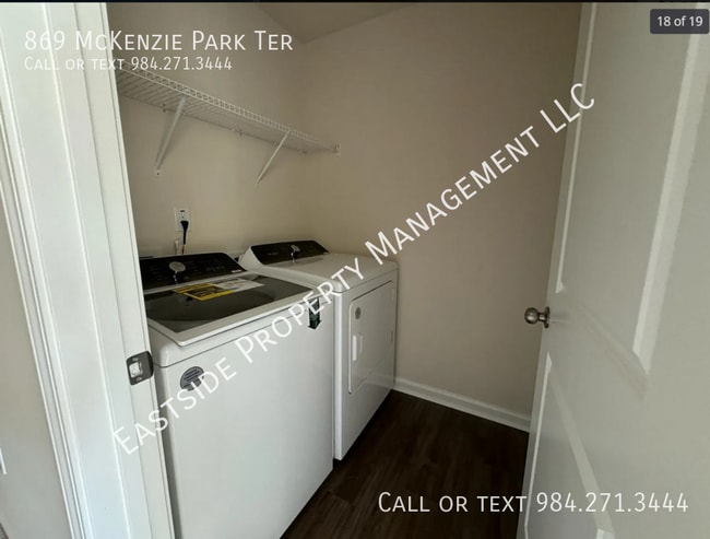 Building Photo - 869 McKenzie Pk Ter