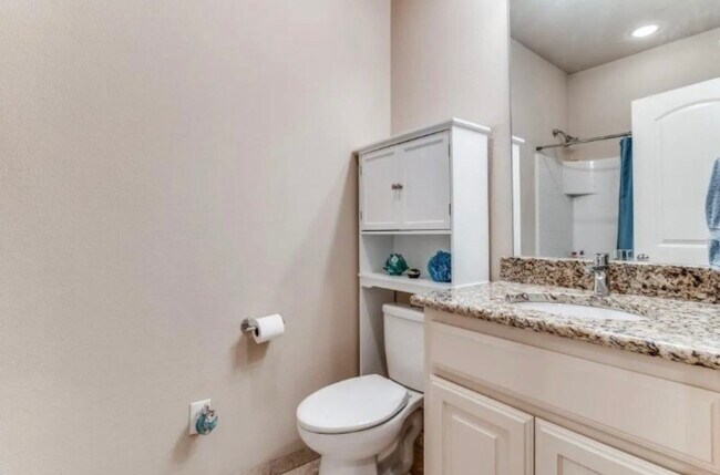 Building Photo - 607 Mallard Dr