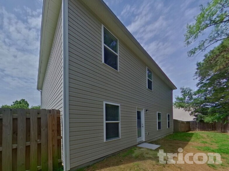 Building Photo - 631 Buckskin Rd