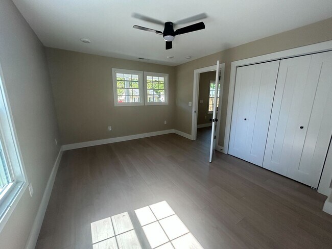 Building Photo - Beautifully Renovated 3 bedroom/3 bath**Historic Overbrook