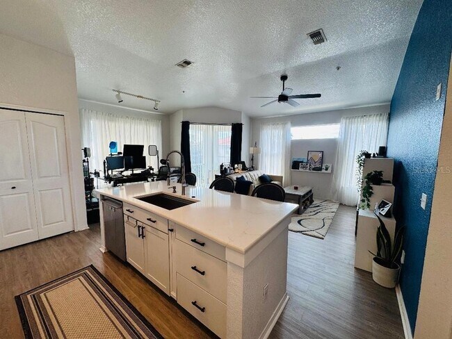 Building Photo - 2513 Maitland Crossing Way