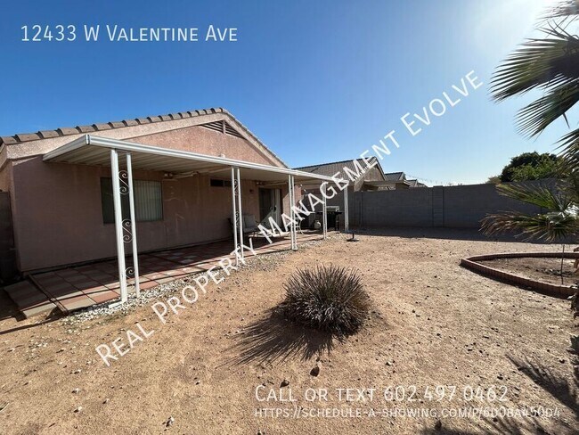 Building Photo - COME TOUR TODAY!