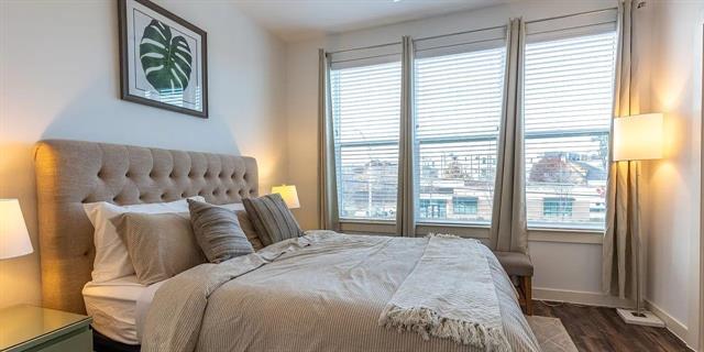 Building Photo - 1000 Fort Worth Ave