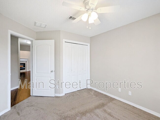 Building Photo - 5963 Ashton Woods Cir