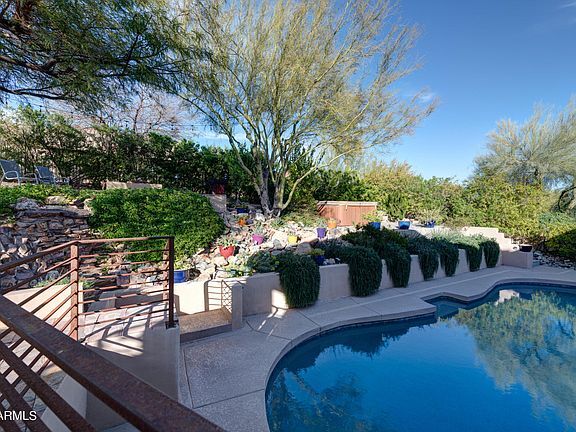 Building Photo - 15714 Chicory Dr