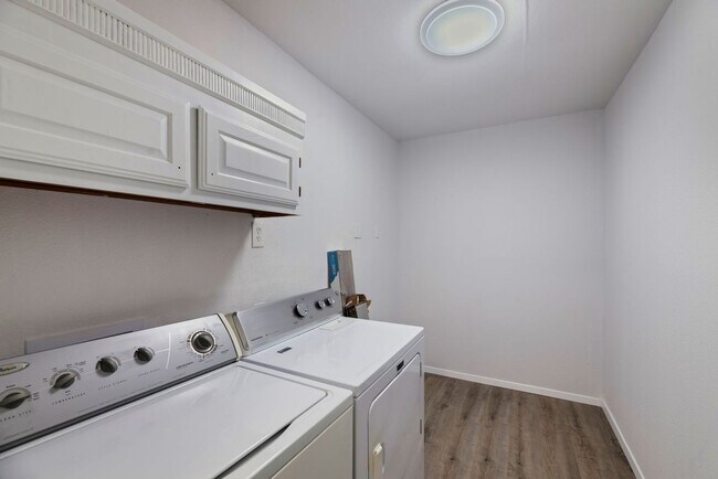 Building Photo - 11324 Prelude Dr