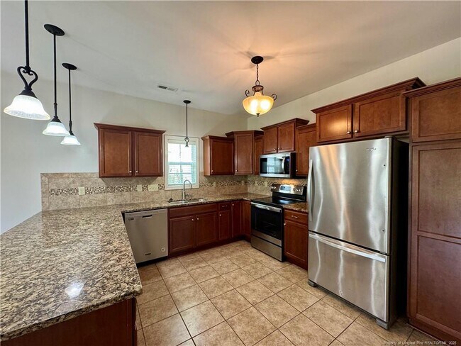 Building Photo - 2817 Truewinds Dr